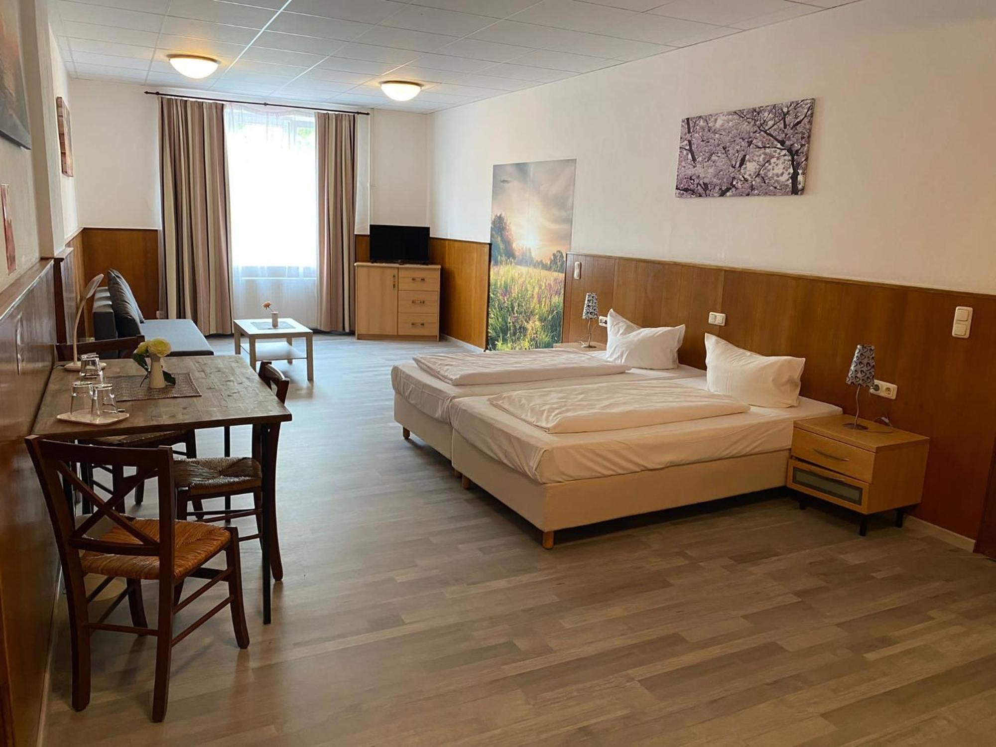 אידשטיין Hotel Sonne - Haus 2 מראה חיצוני תמונה